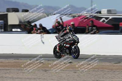 media/Oct-05-2025-CVMA (Sun) [[beeef4f201]]/Race 2-Supersport Middleweight/